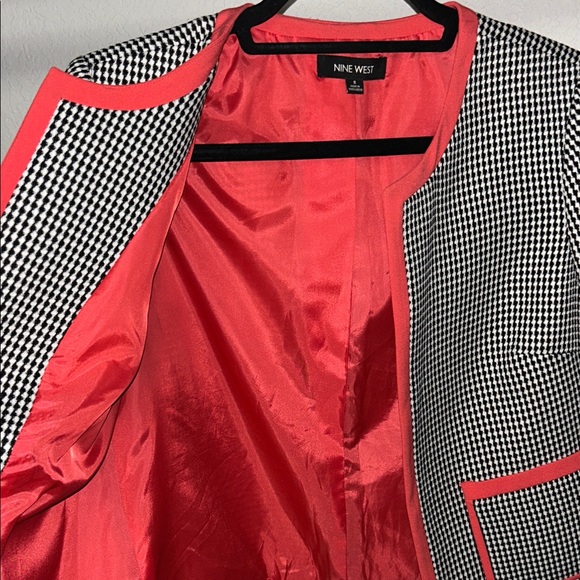 Nine West Houndstooth Blazer with Pink Trim Sz 8 - Picture 3 of 5